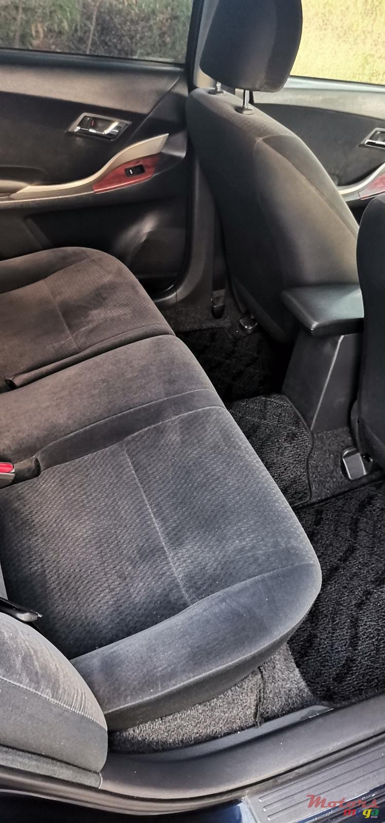 2012' Toyota Allion photo #6