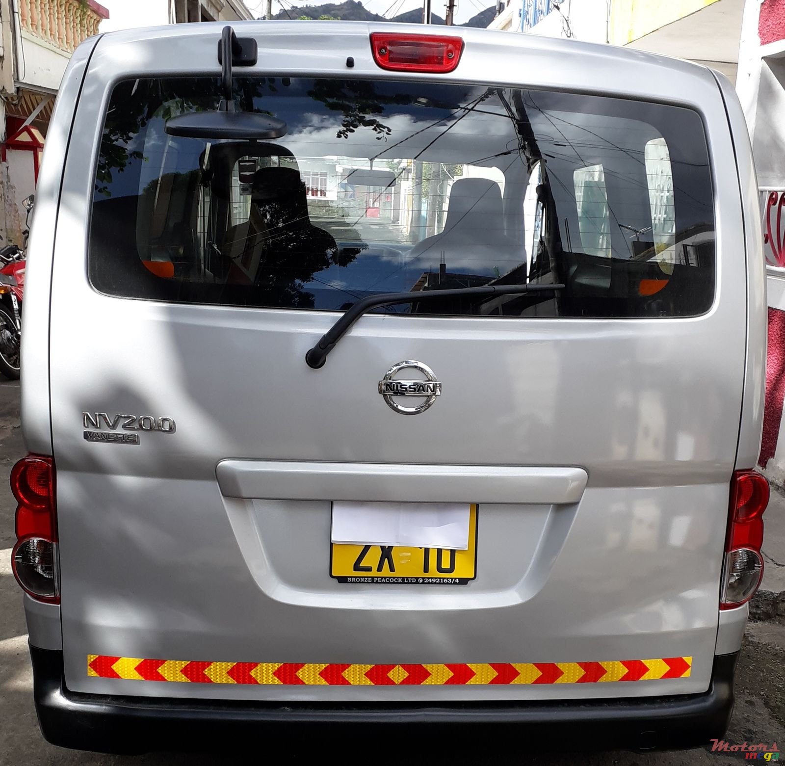 2010' Nissan NV200 GOODS VEHICLE photo #3