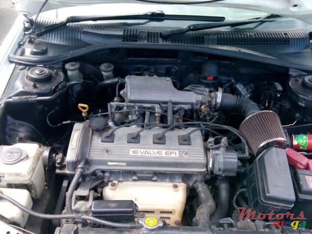 1995' Toyota Corona photo #2