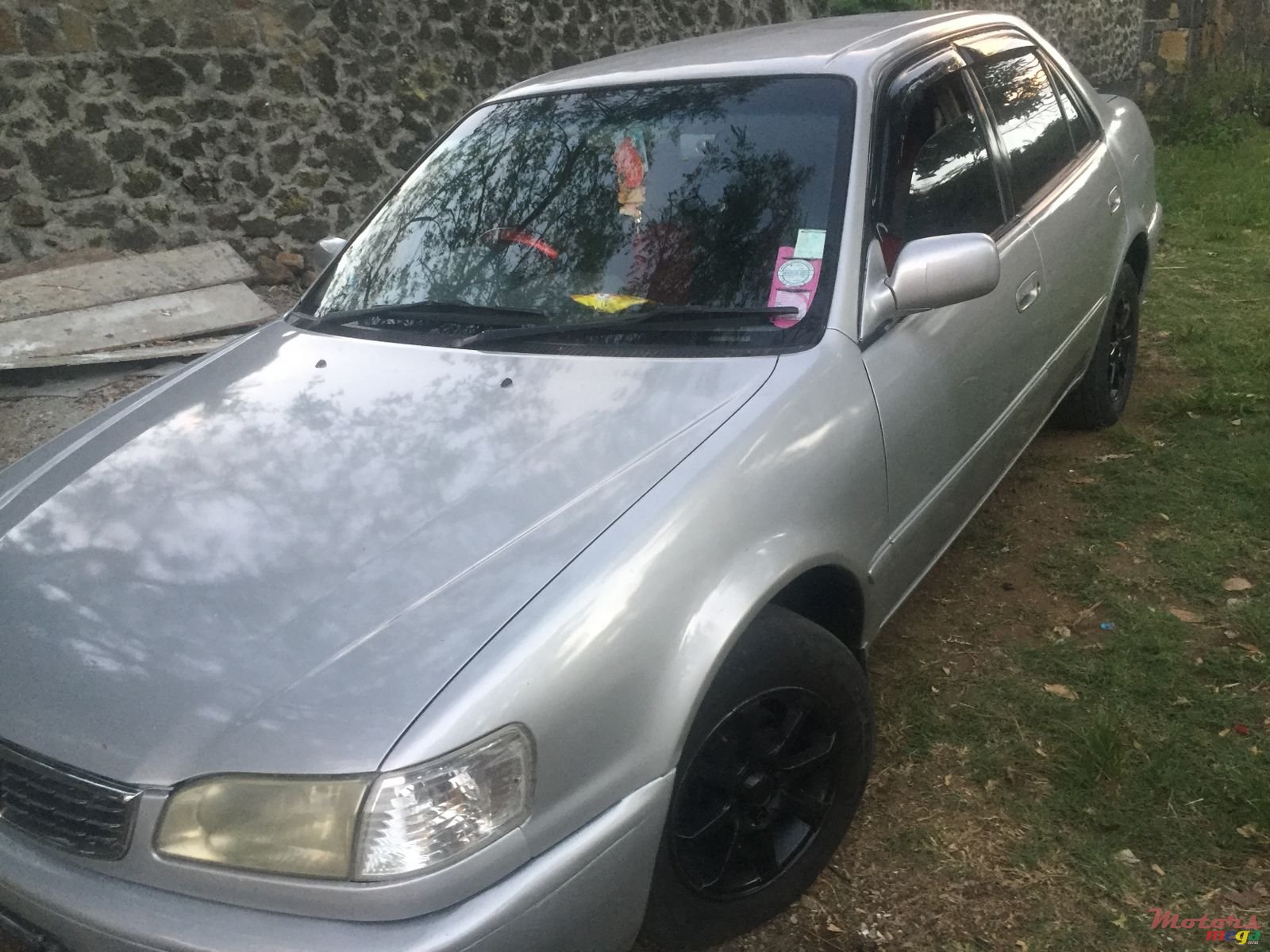 2000' Toyota Corolla photo #3