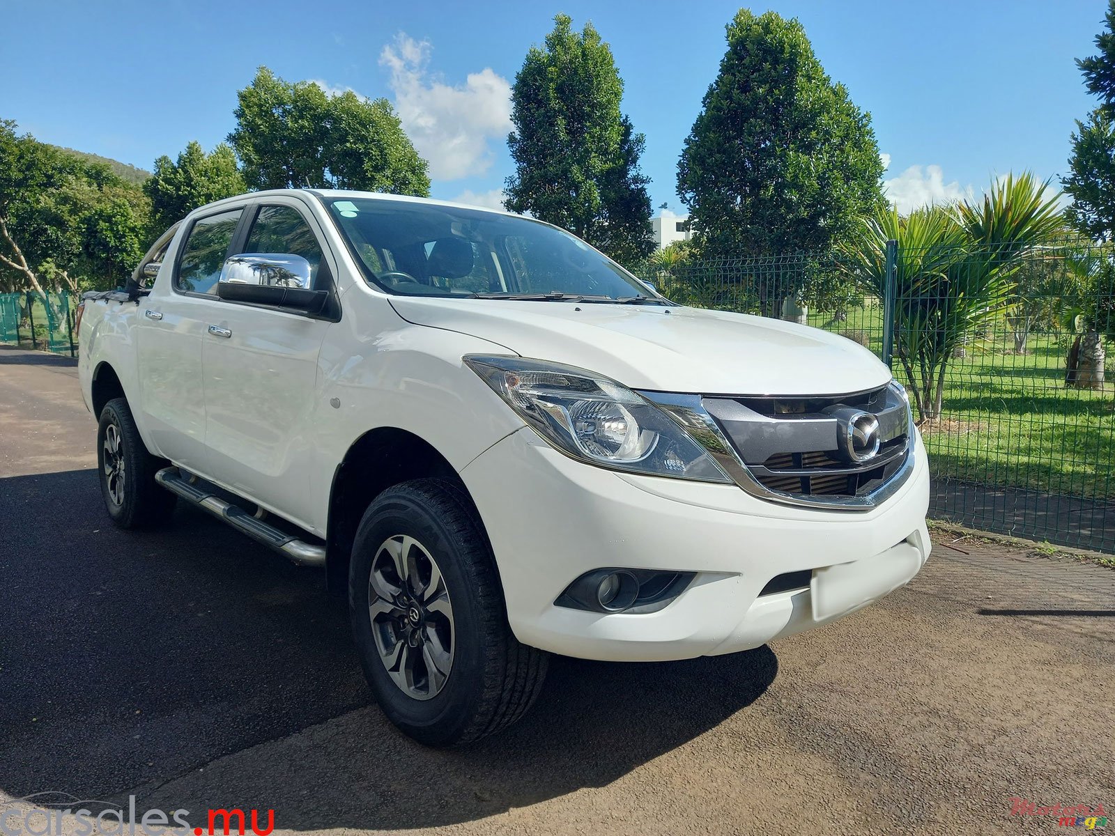 2020' Mazda BT-50 2.2 4x4 photo #1