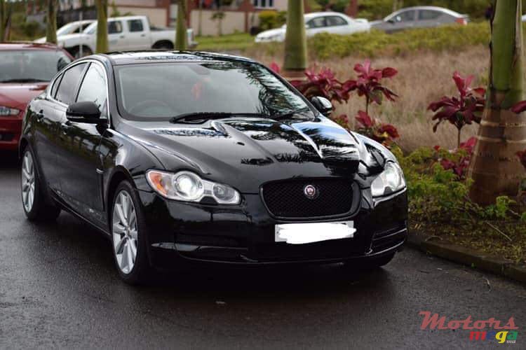 2010' Jaguar XF photo #1