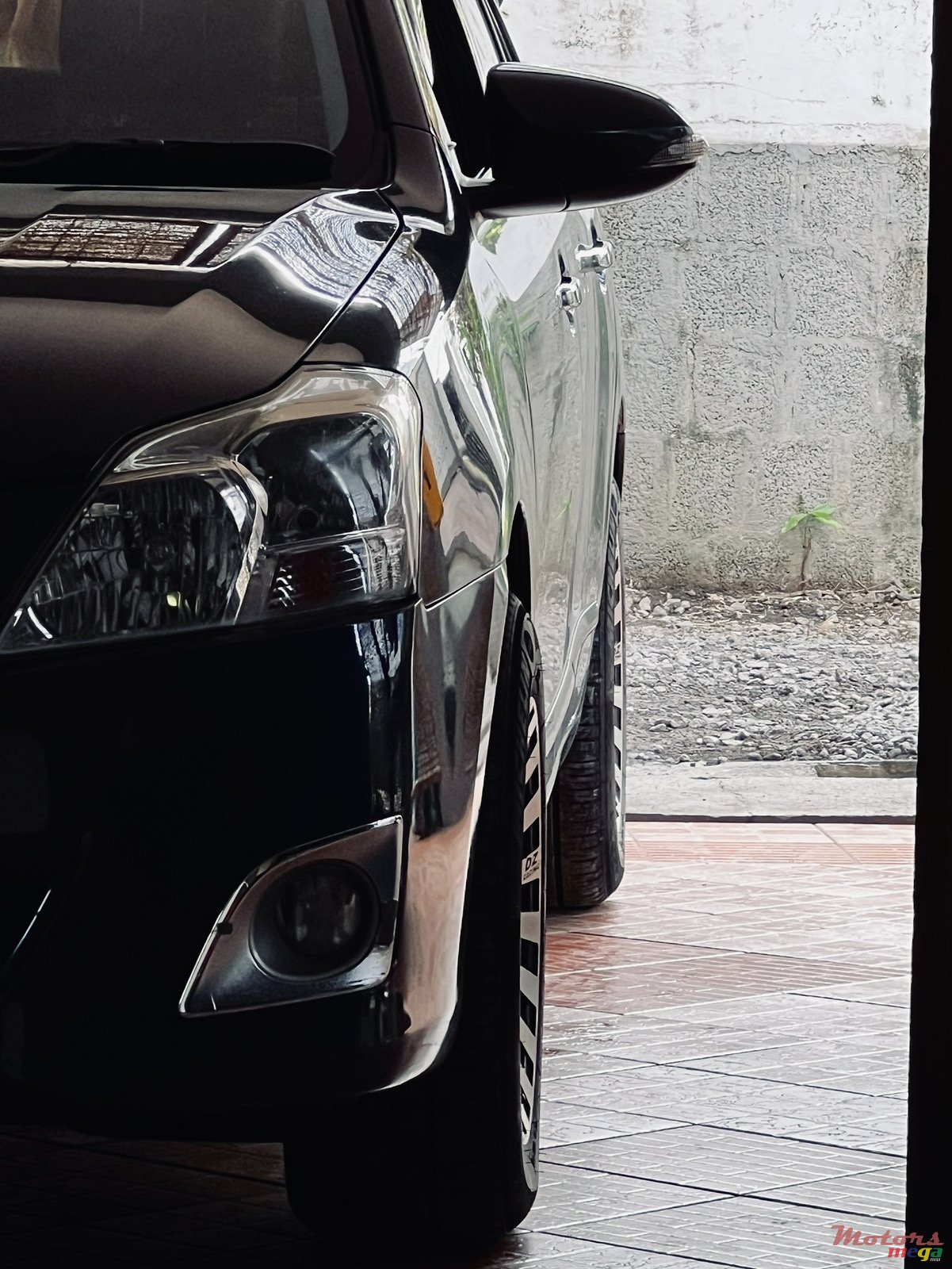 2015' Toyota Premio photo #2