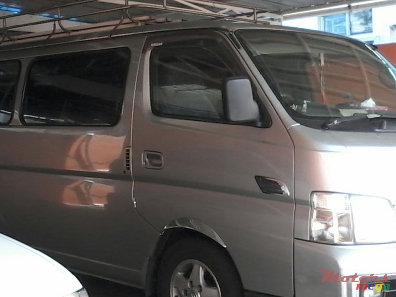 2004' Nissan Urvan Windows Tint photo #2