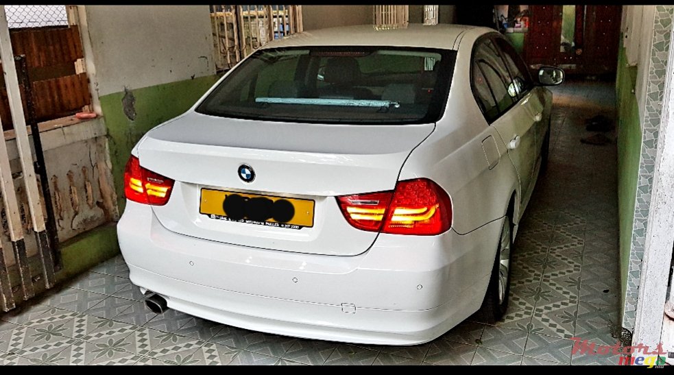 2011' BMW 3 Series Facelift photo #3