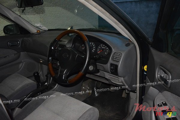 2000' Nissan Sunny Origine photo #3