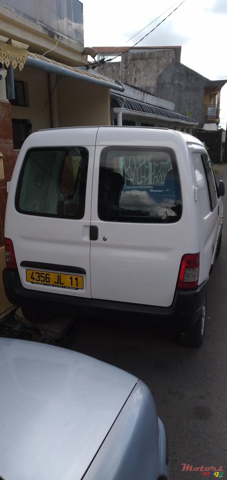 2011' Citroen Berlingo photo #4