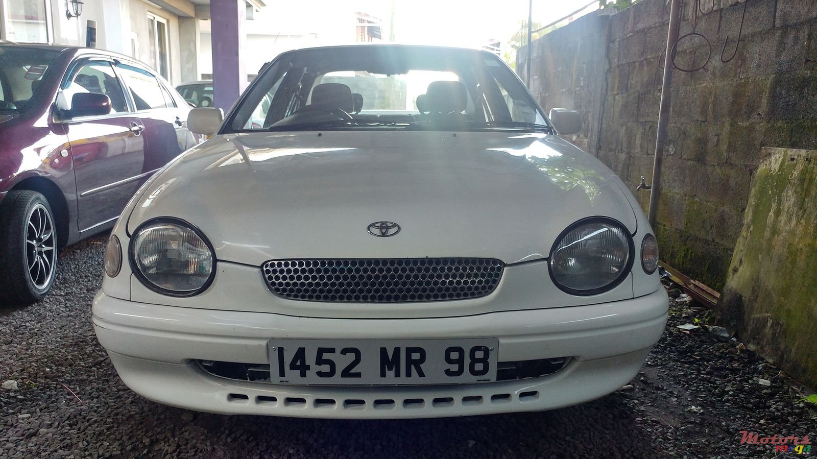 1998' Toyota Corolla photo #1