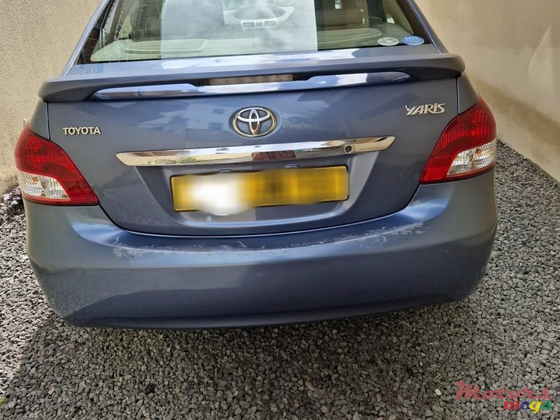 2013' Toyota Belta photo #2