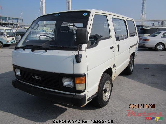 1988' Toyota HiAce photo #1