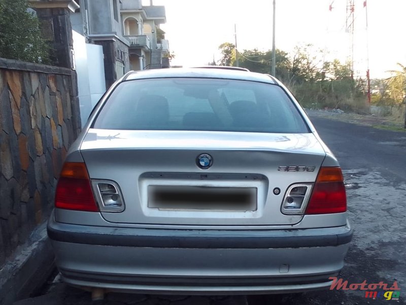 2002' BMW 320 photo #2