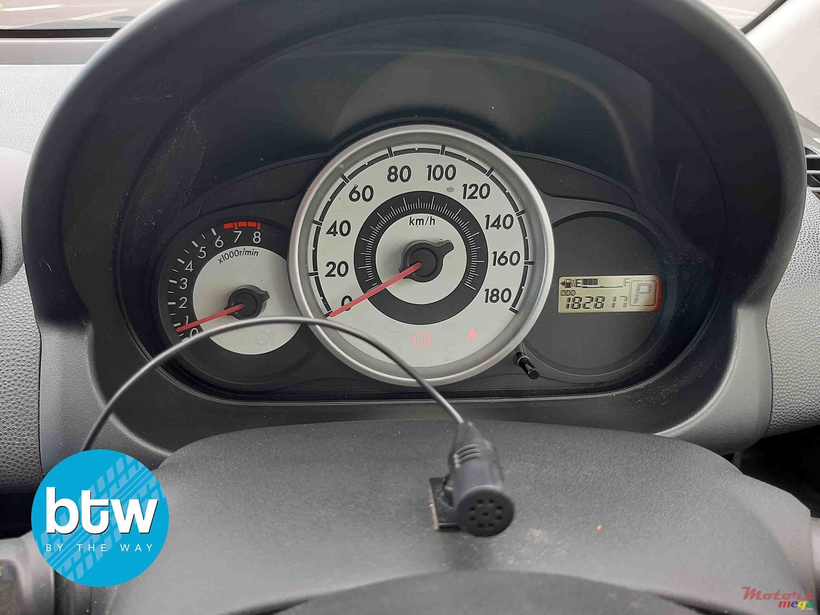 2010' Mazda Demio photo #7