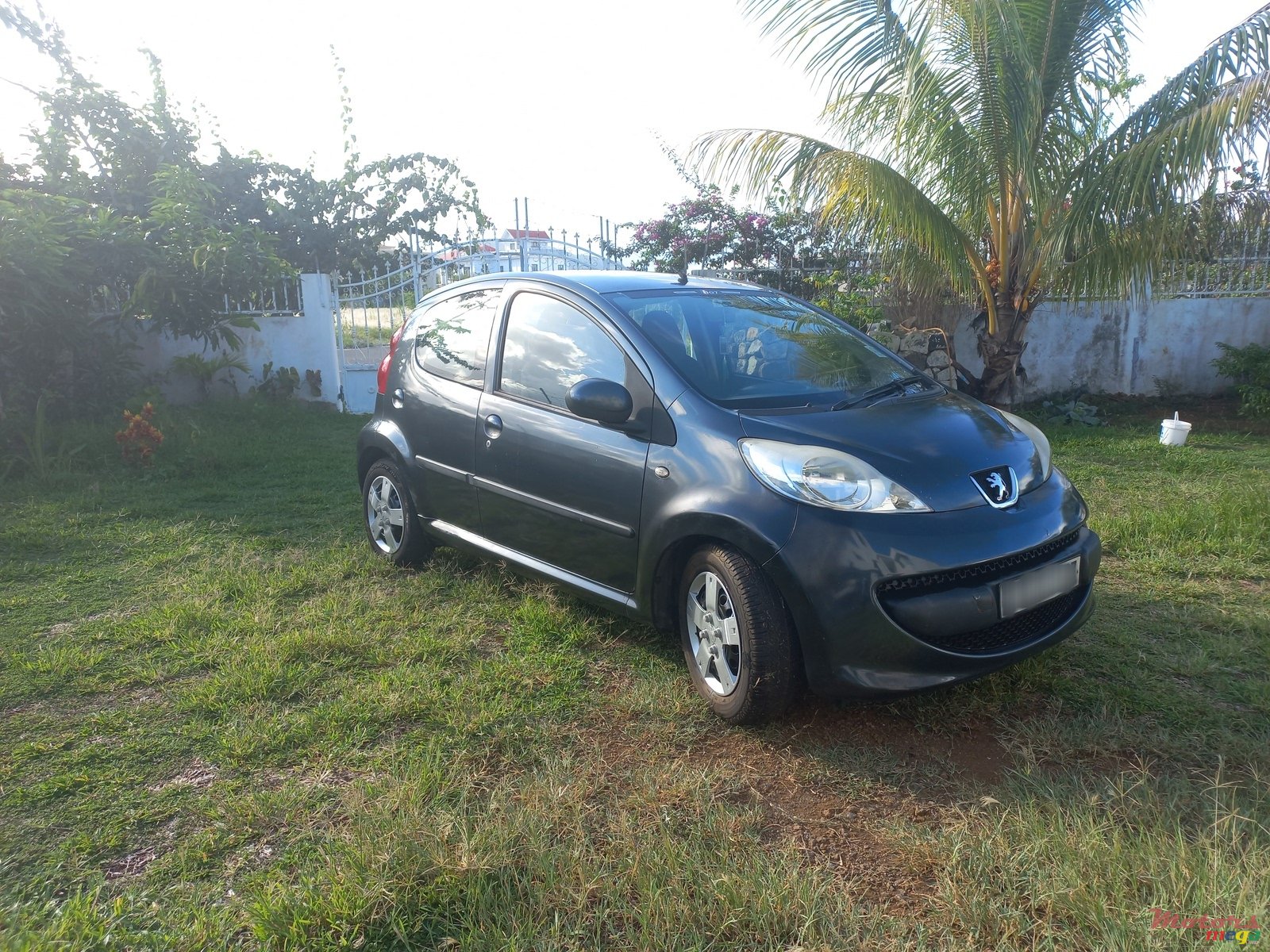 2007' Peugeot 107 photo #1