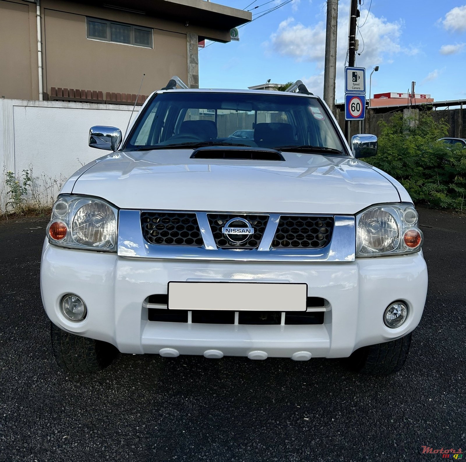 2019' Nissan NP300 Pickup Hardbody 2x4 photo #2