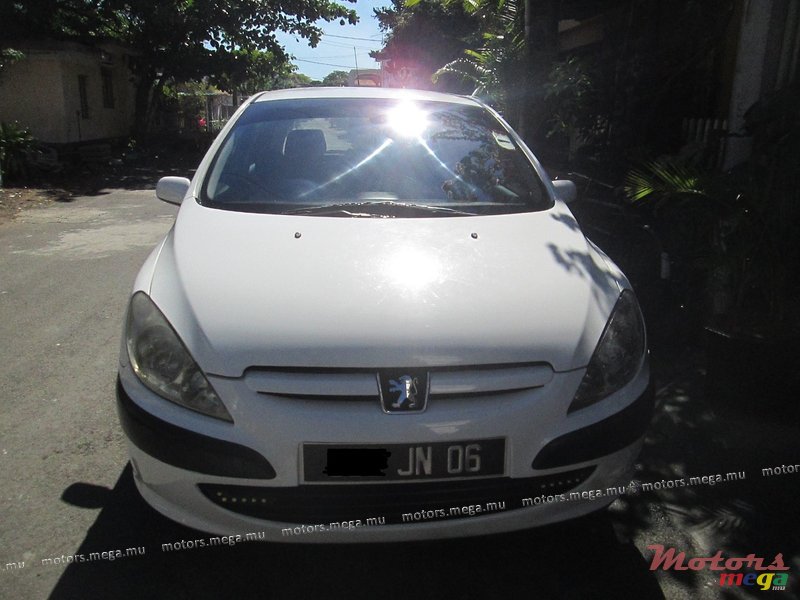 2006' Peugeot 307 essence photo #2