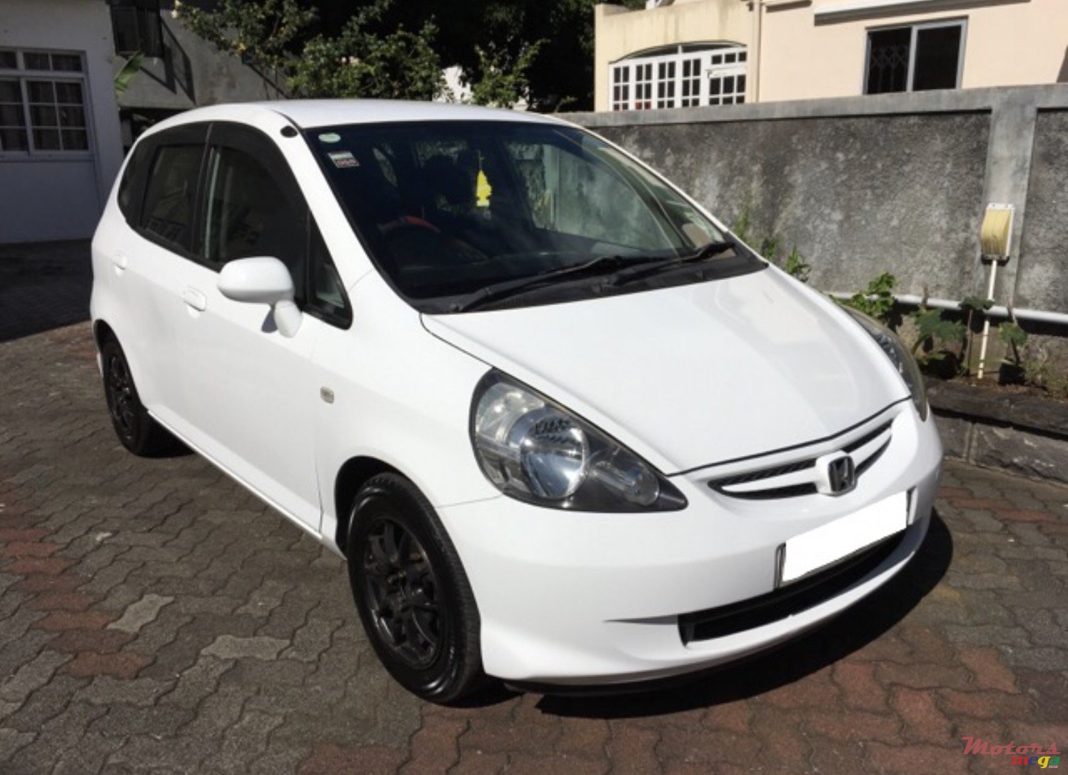 2006' Honda Fit photo #2