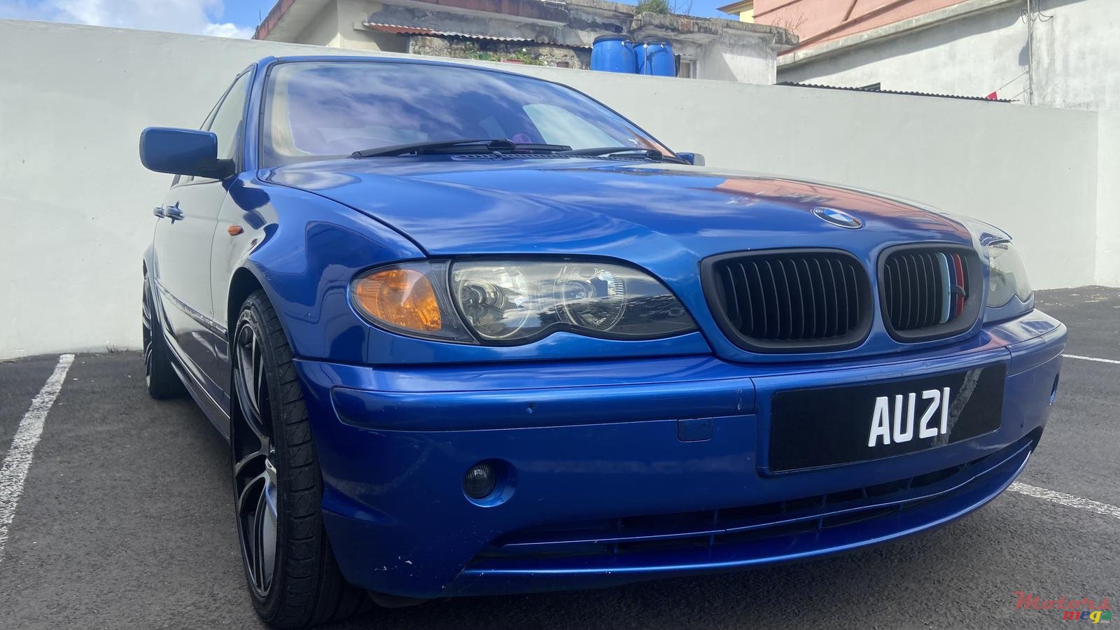 2003' BMW 320 photo #4