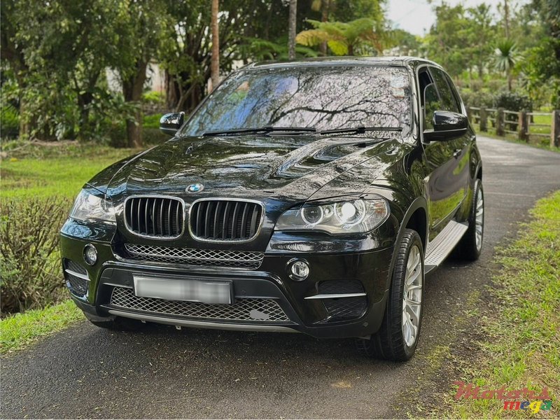 2012' BMW X5 35i photo #3