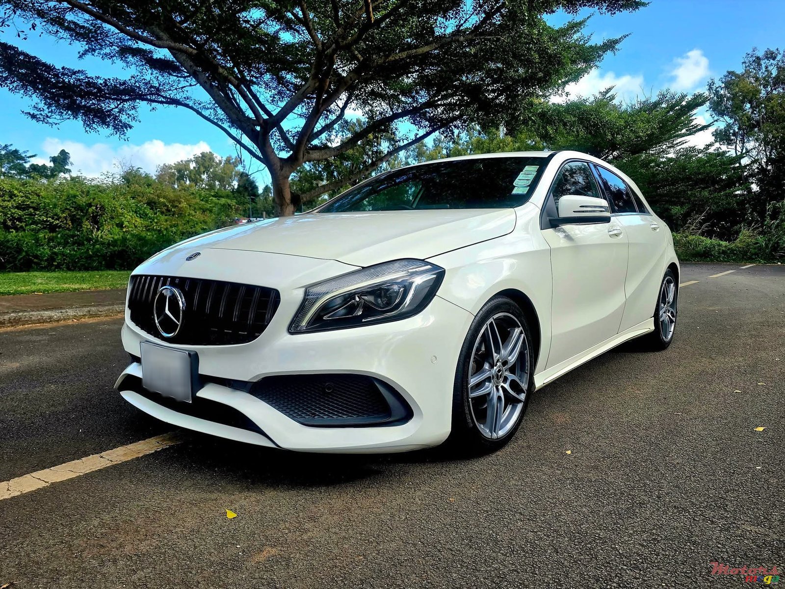 2018' Mercedes-Benz A 180 AMG PACK - INDIVIDUAL photo #1