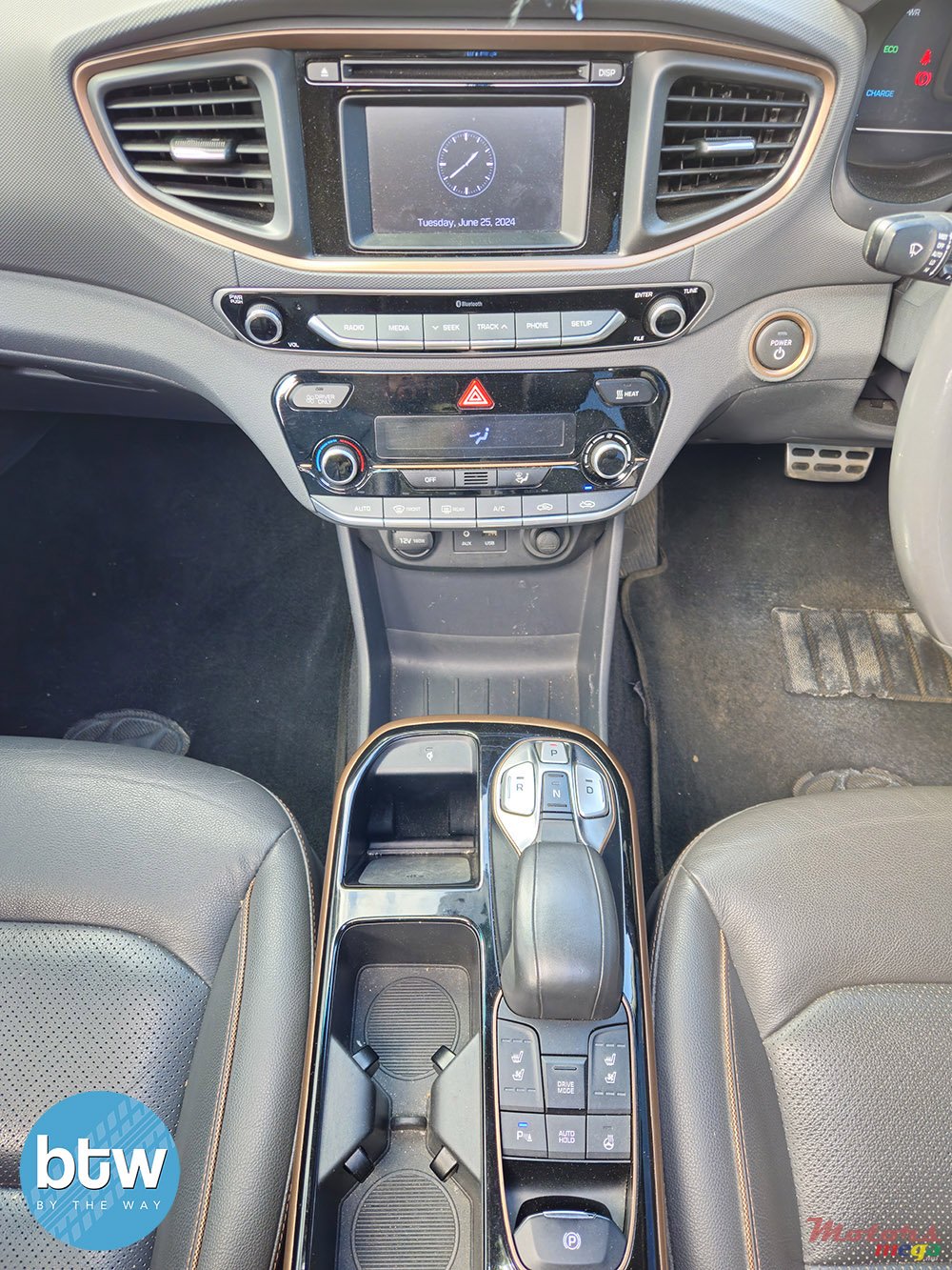 2019' Hyundai Ioniq EV photo #7