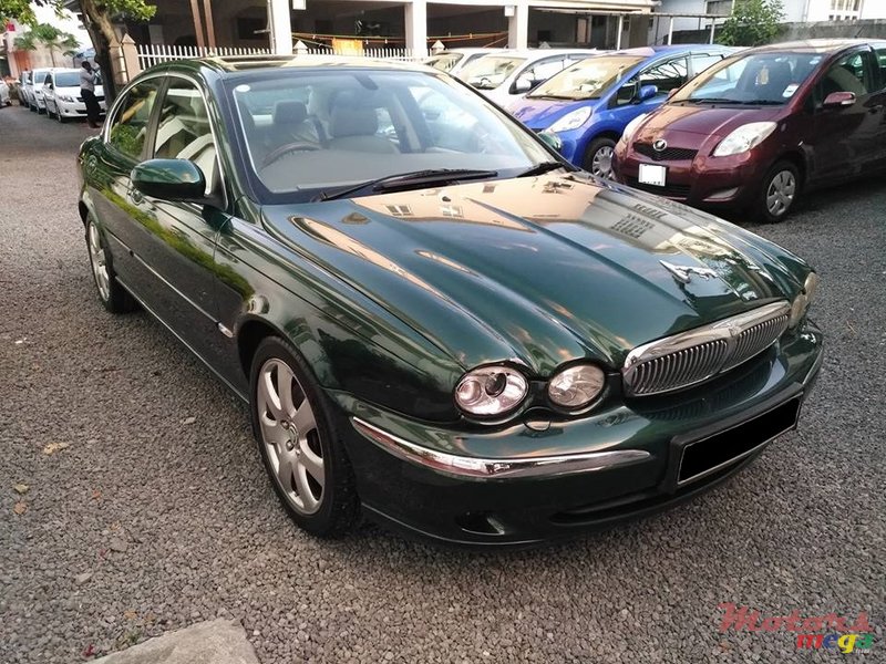 2005' Jaguar X-Type Sovereign photo #2