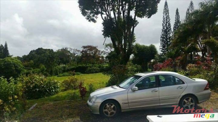 2000' Mercedes-Benz C-Class C 200 Kompressor photo #1