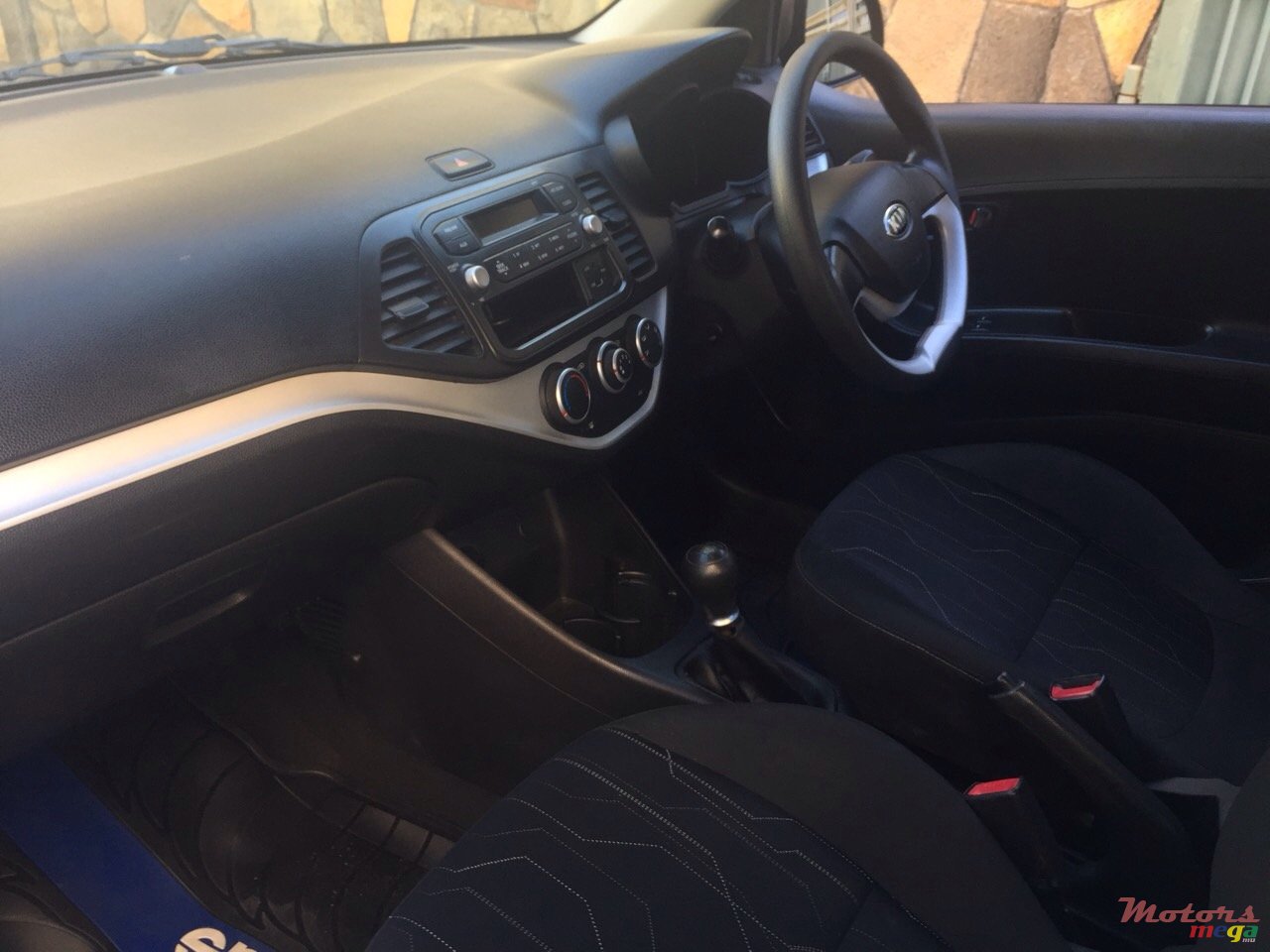 2013' Kia Picanto photo #3