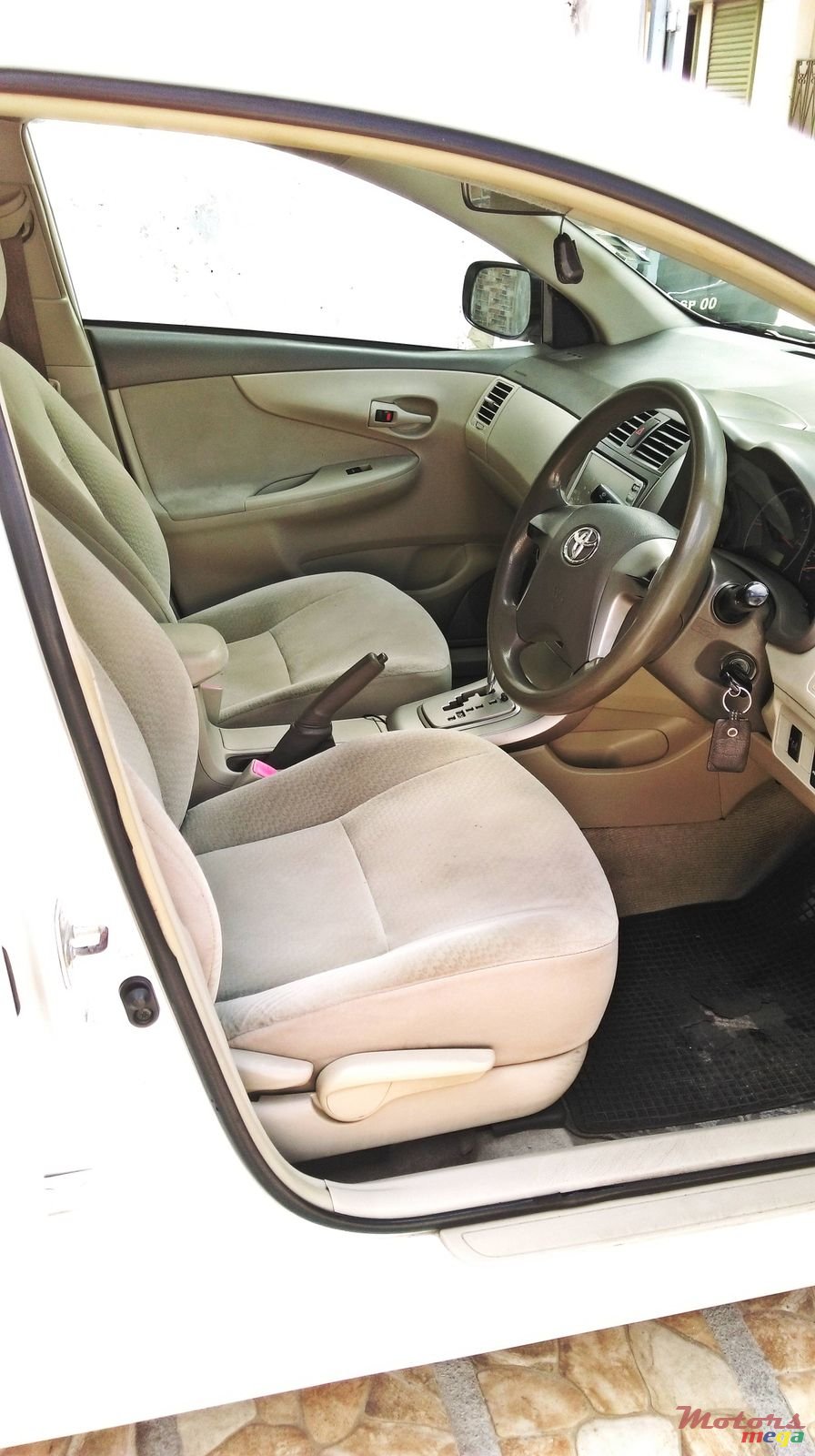 2010' Toyota Axio photo #5