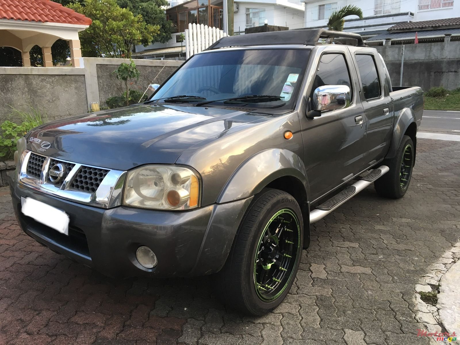 2003' Nissan photo #2