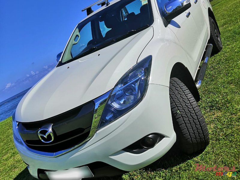2015' Mazda BT-50 Automatic 4x4 3.2 photo #1