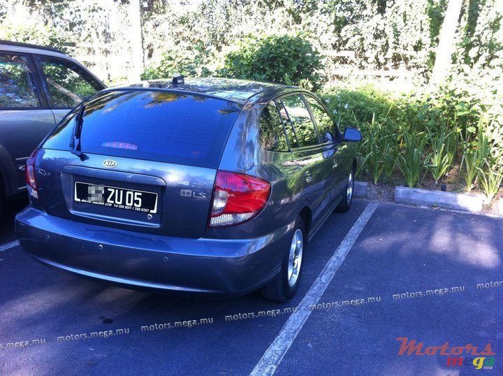 2005' Kia photo #1