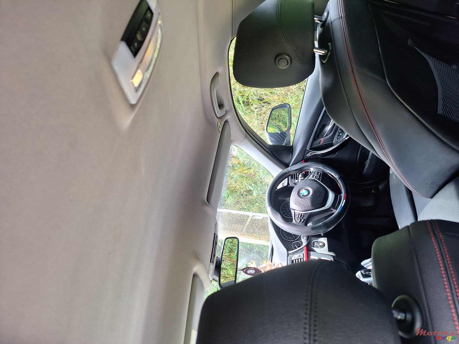 2015' BMW 320 photo #4