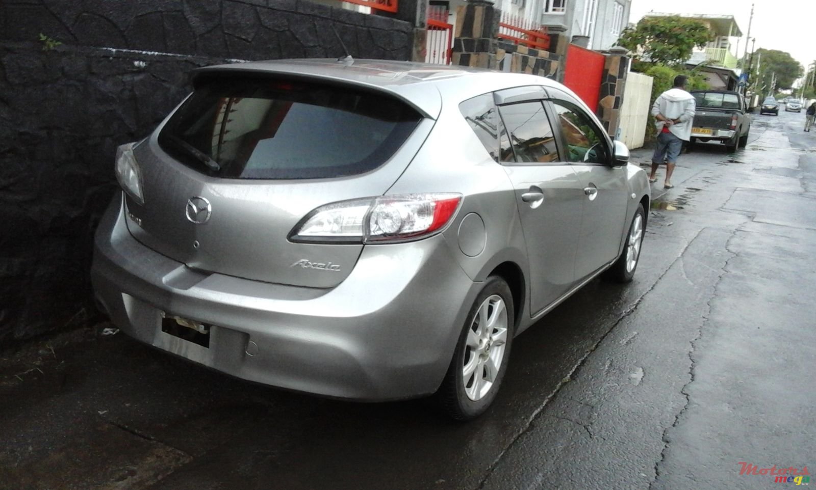 2009' Mazda Axela photo #2