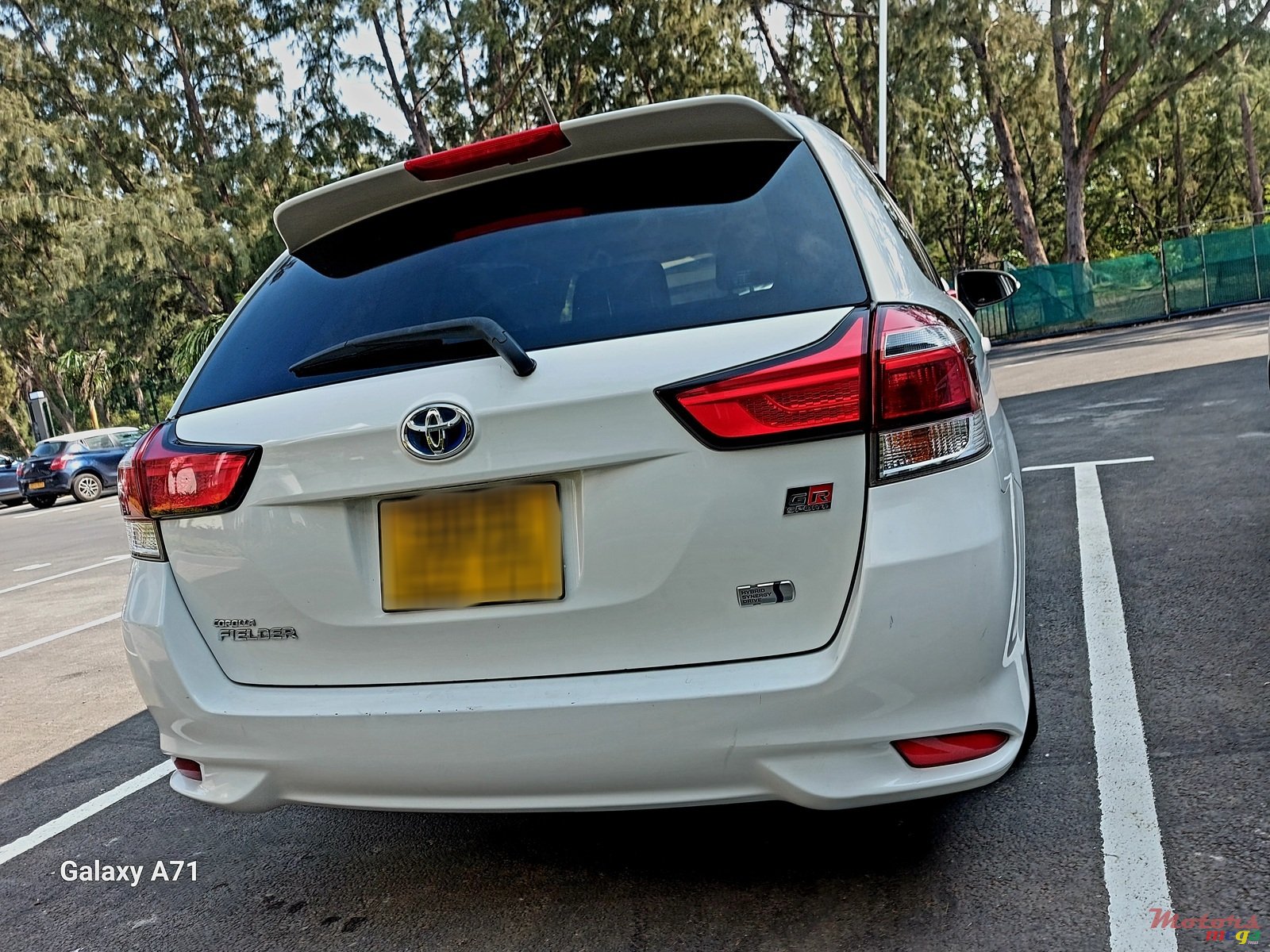 2017' Toyota 5SEATERS AXIO photo #1