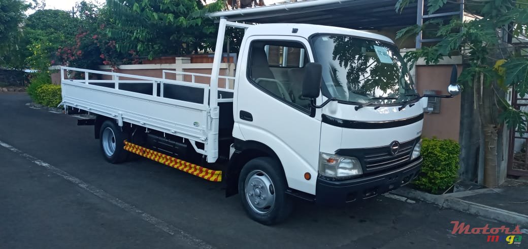 2009' Toyota photo #1