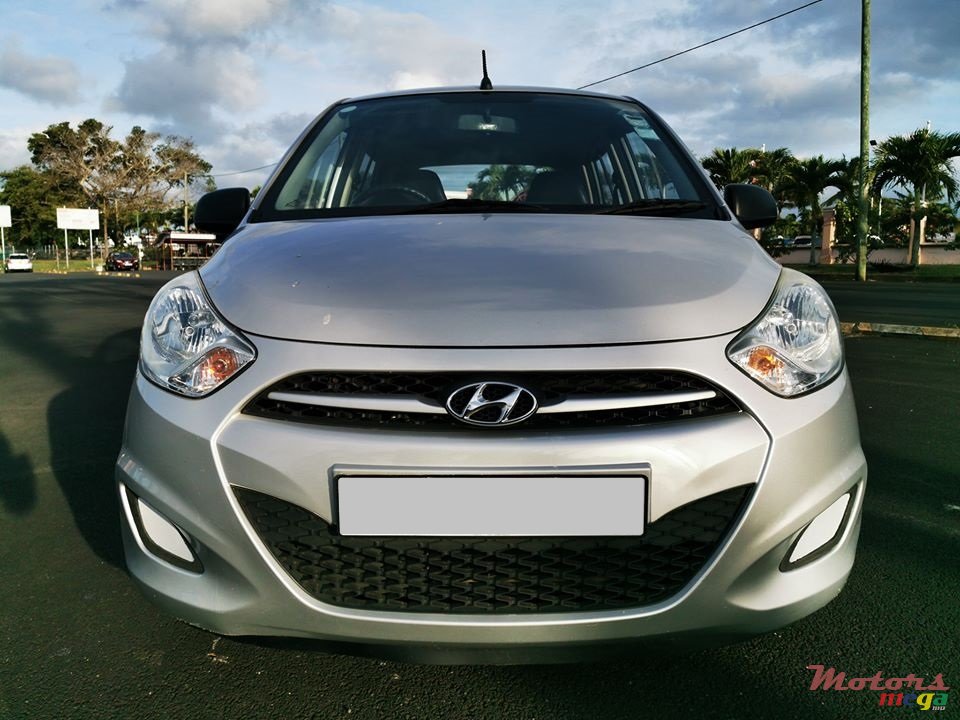2015' Hyundai i10 photo #1