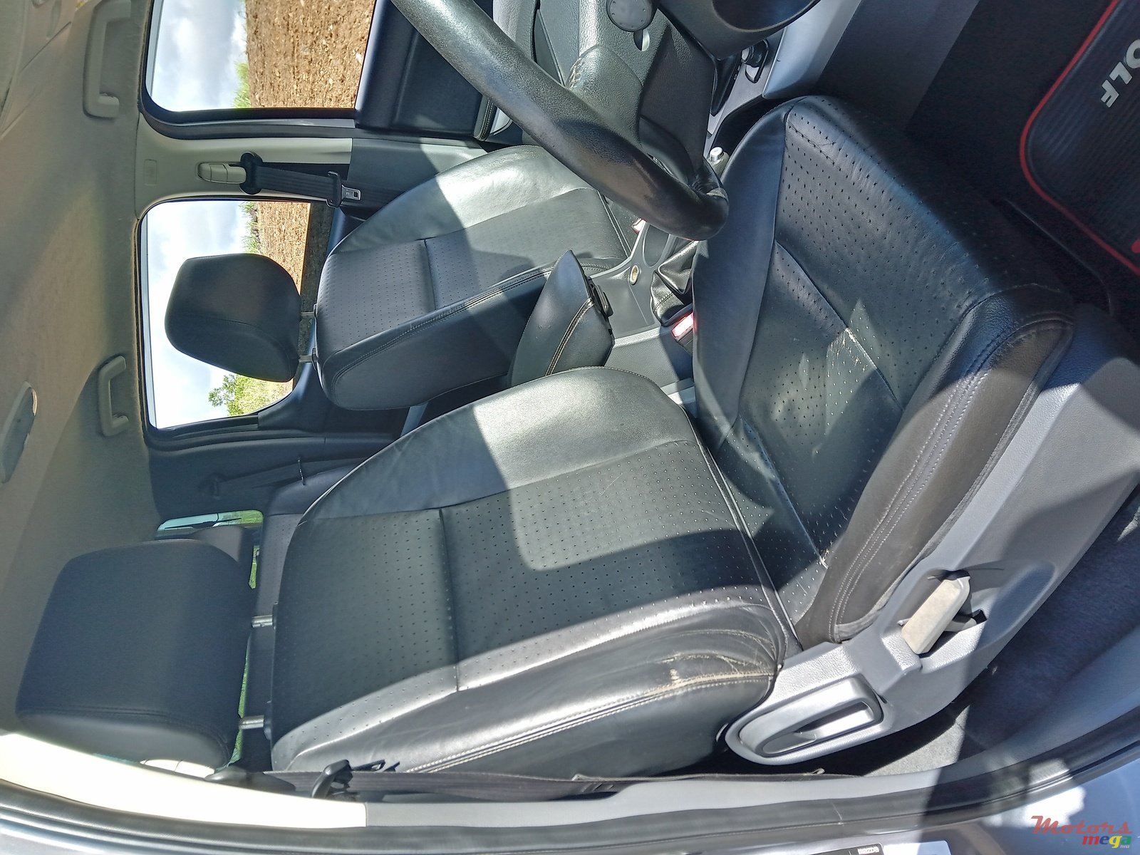 2015' Mazda BT-50 4 X 4 Automatic 3.2 photo #2