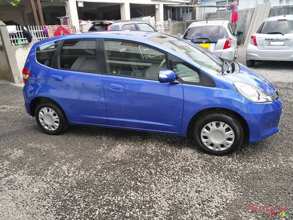 2013' Honda Fit photo #2