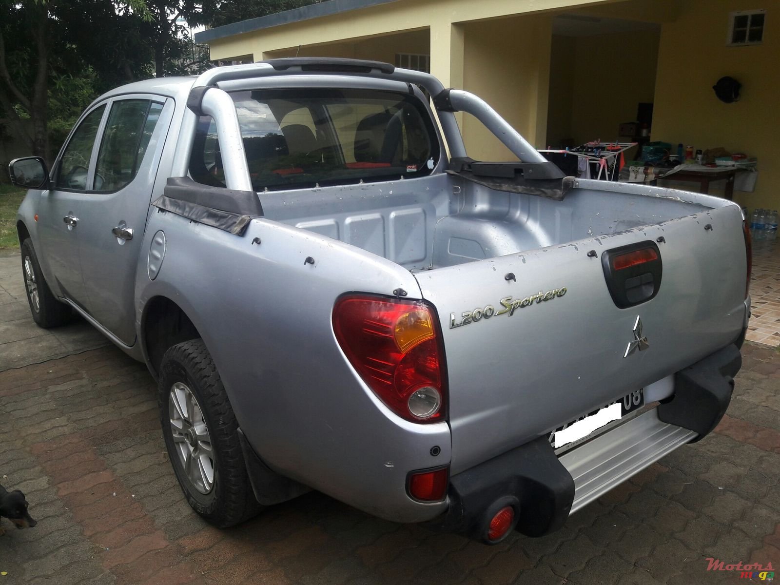 2008' Mitsubishi L 200 2x4 photo #3