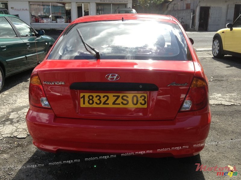 2003' Hyundai Accent photo #3