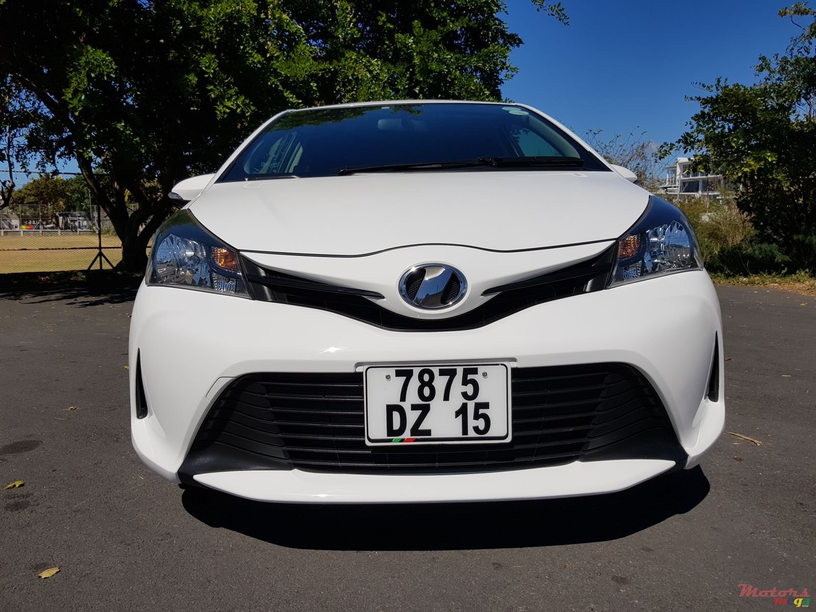 2015' Toyota Vitz photo #4