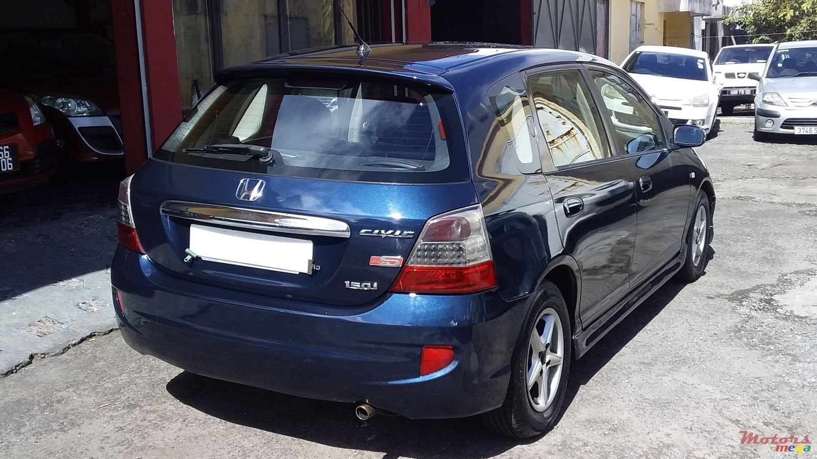 2005' Honda Civic Hatchback photo #4