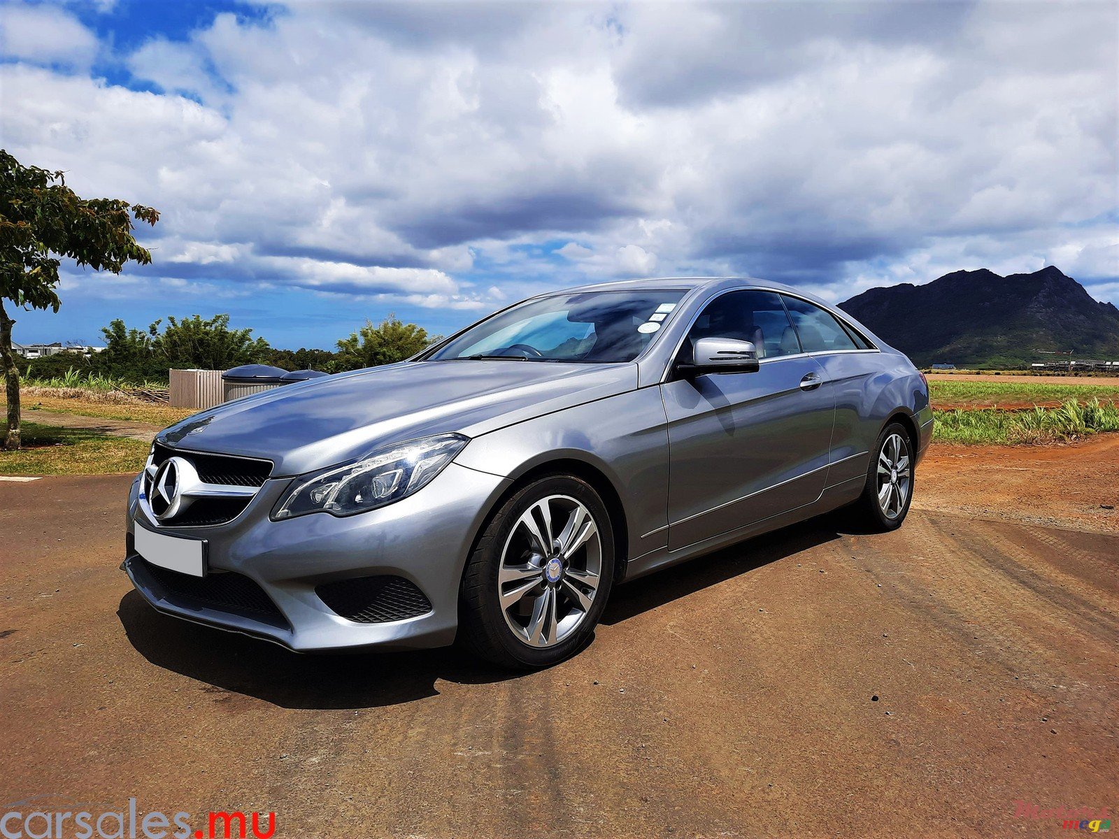 2014' Mercedes-Benz E-Class photo #2