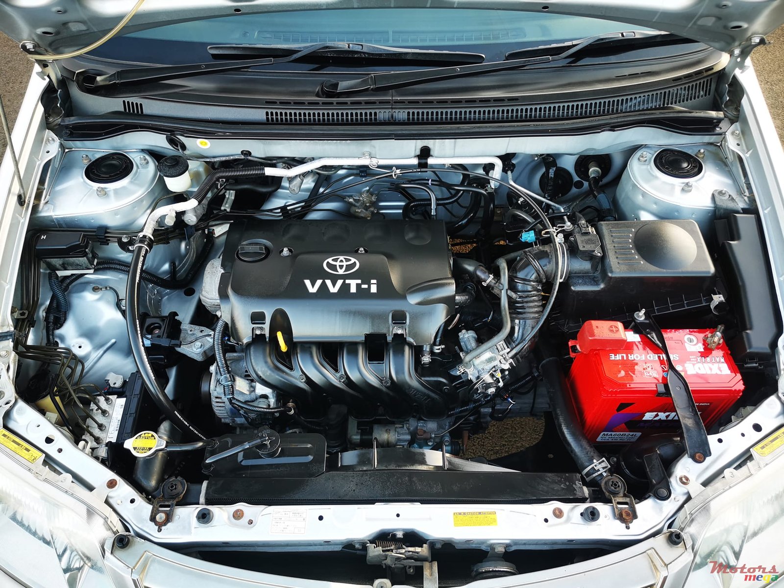 2004' Toyota Corolla NZE121 photo #7