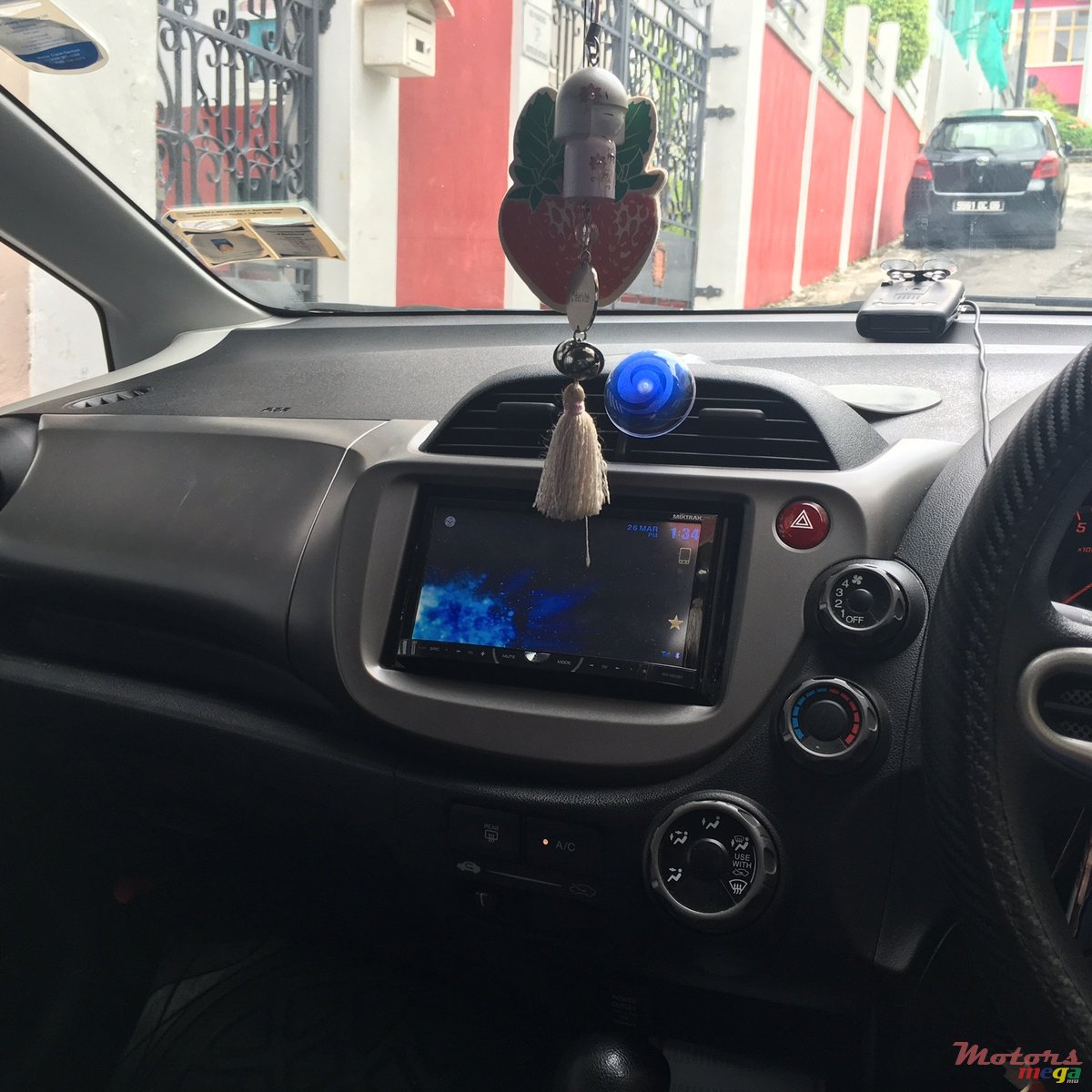 2008' Honda Fit photo #2