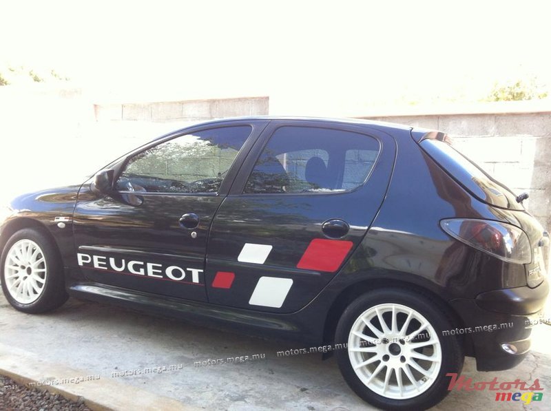 2001' Peugeot 1400cc photo #7