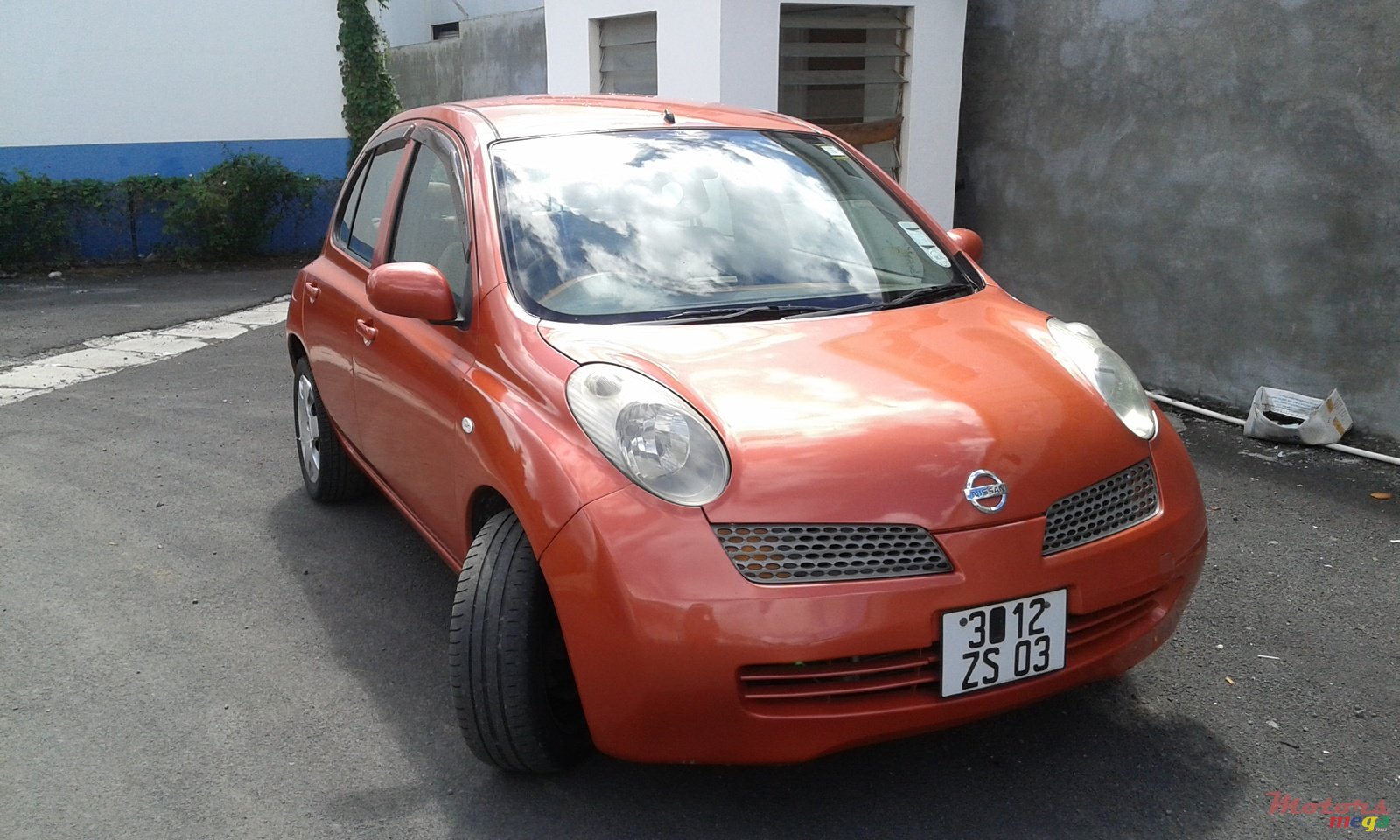 2003' Nissan photo #1