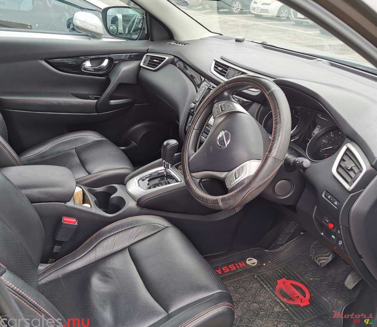 2015' Nissan Qashqai 1.2T photo #3