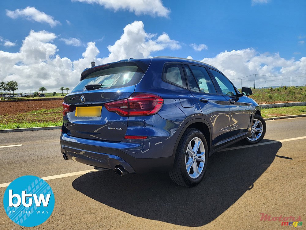 2019' BMW X3 20I photo #4