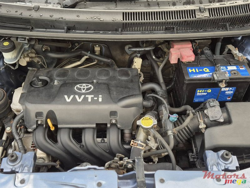 2008' Toyota Yaris photo #7